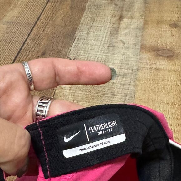 Nike Hat Feather Light Dri-Fit Vented Pink Adjustable Hat/Cap Tennis Running - Picture 7 of 8